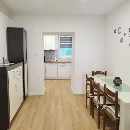 شقة Anica دْغاماي